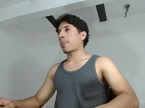 Snapshot of AngelHil chatting on September 2025 03:30:02 AM AngelHil online show from September 2025 03:30:02 AM