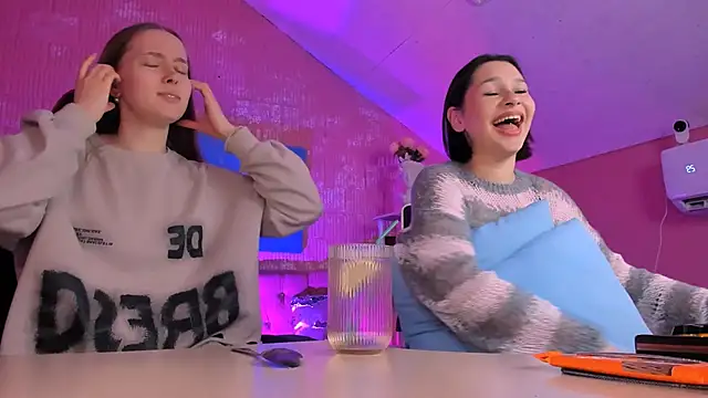 JenniferGraces online show from February 2026 09:25:02 PM