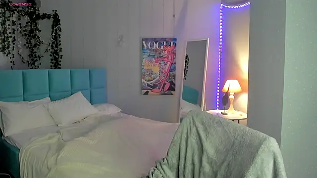 boozekirs  online show from April 2026 02:53:02 AM