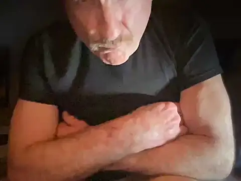 DominantDong online show from June 2026 11:33:01 AM
