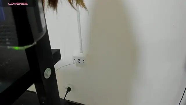 candy rogeers online show from April 2026 01:04:02 PM