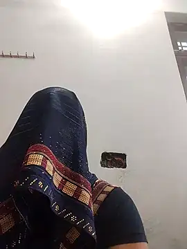 Snapshot of indian_couple4 chatting on February 2025 09:54:02 AM indian couple4 online show from February 2025 09:54:02 AM