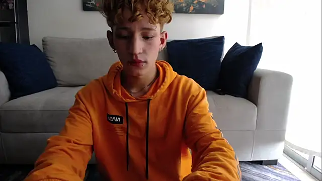 iiangel  online show from January 2026 05:27:02 PM