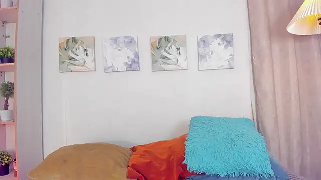 iiangel  online show from February 2026 07:51:01 AM