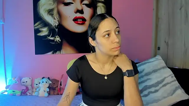 Snapshot of TANIA_06 chatting on July 2026 01:13:02 PM TANIA 06 online show from July 2026 01:13:02 PM