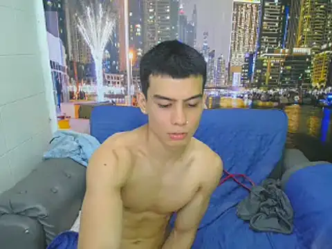 seigfried0 online show from February 2025 09:42:01 PM