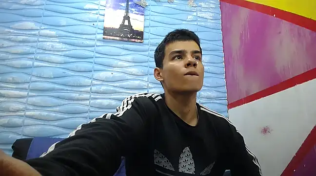 seigfried0 online show from March 2025 07:28:01 PM