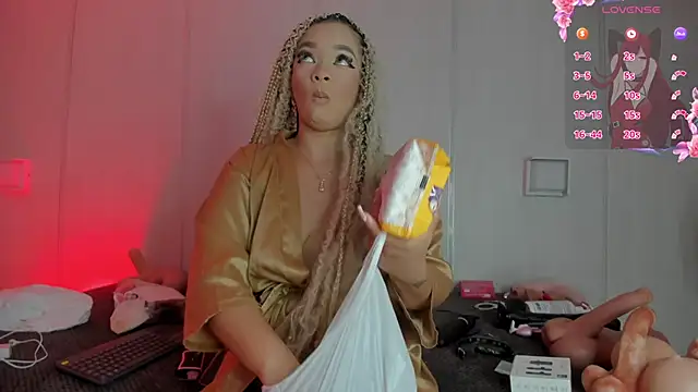 Snapshot of sasha_riverss chatting on February 2026 07:34:01 PM sasha riverss online show from February 2026 07:34:01 PM