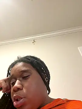 Snapshot of Deshay30 chatting on October 2025 11:05:01 PM Deshay30 online show from October 2025 11:05:01 PM