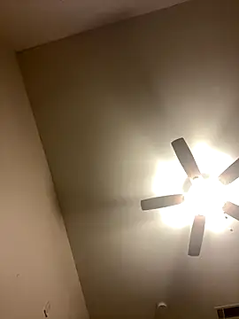 Snapshot of Deshay30 chatting on November 2025 11:19:02 PM Deshay30 online show from November 2025 11:19:02 PM