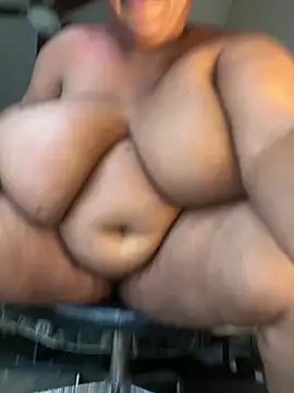 Snapshot of Deshay30 chatting on February 2026 03:51:02 PM Deshay30 online show from February 2026 03:51:02 PM