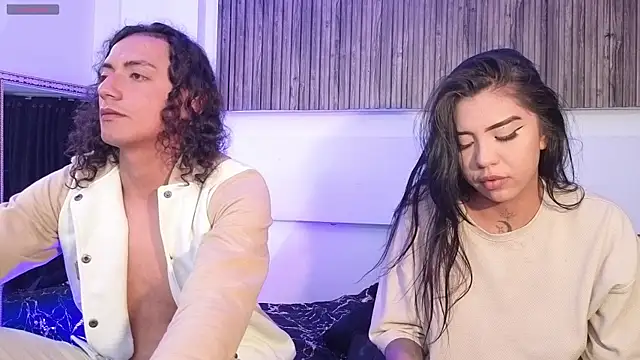 Snapshot of aron_and_paula chatting on September 2025 06:04:02 AM aron and paula online show from September 2025 06:04:02 AM