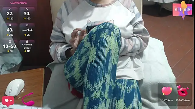 Snapshot of Sexyqueen_mature_ chatting on March 2025 11:00:02 PM Sexyqueen mature online show from March 2025 11:00:02 PM