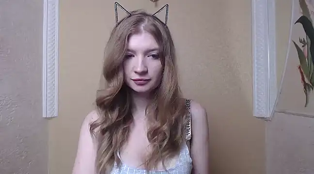 Snapshot of faiirylight chatting on March 2025 08:18:02 AM faiirylight online show from March 2025 08:18:02 AM