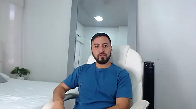 sebastian colle online show from February 2025 06:20:02 PM