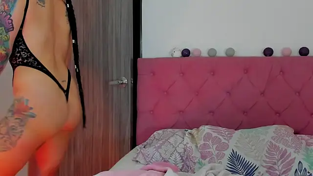 Snapshot of ela_black chatting on February 2025 12:48:01 PM ela black online show from February 2025 12:48:01 PM