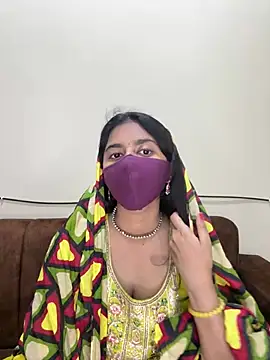 Snapshot of Dishasarmaa05 chatting on February 2025 06:23:01 PM Dishasarmaa05 online show from February 2025 06:23:01 PM