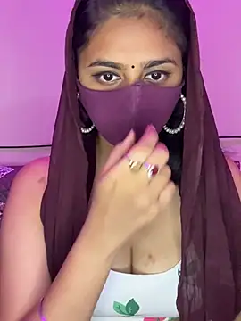 Snapshot of Dishasarmaa05 chatting on March 2025 06:18:01 PM Dishasarmaa05 online show from March 2025 06:18:01 PM