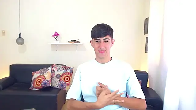 Snapshot of babymaik chatting on February 2025 07:28:02 PM babymaik online show from February 2025 07:28:02 PM