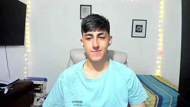 Snapshot of babymaik chatting on September 2025 08:41:01 PM babymaik online show from September 2025 08:41:01 PM