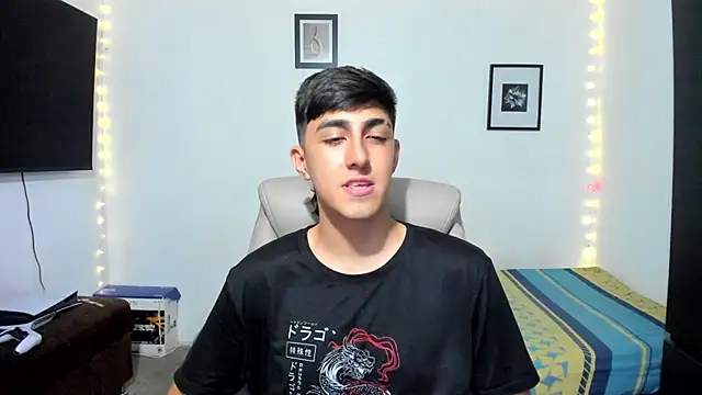 Snapshot of babymaik chatting on September 2025 05:40:01 AM babymaik online show from September 2025 05:40:01 AM