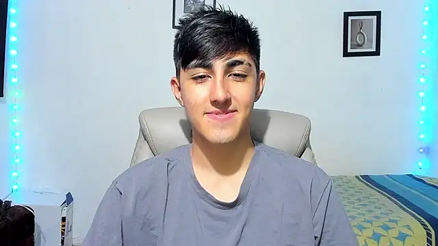 Snapshot of babymaik chatting on October 2025 08:42:01 PM babymaik online show from October 2025 08:42:01 PM