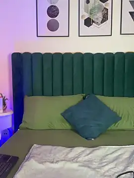 Snapshot of Tyla_Ks chatting on March 2025 07:32:01 PM Tyla Ks online show from March 2025 07:32:01 PM