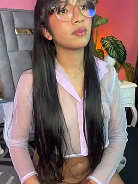 Snapshot of Tyla_Ks chatting on March 2025 10:43:02 PM Tyla Ks online show from March 2025 10:43:02 PM