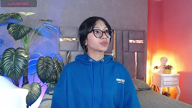 Snapshot of Tyla_Ks chatting on September 2025 08:14:01 PM Tyla Ks online show from September 2025 08:14:01 PM