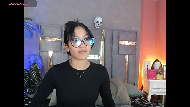 Snapshot of Tyla_Ks chatting on October 2025 07:34:01 PM Tyla Ks online show from October 2025 07:34:01 PM