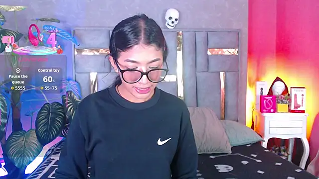 Snapshot of Tyla_Ks chatting on October 2025 07:36:02 PM Tyla Ks online show from October 2025 07:36:02 PM