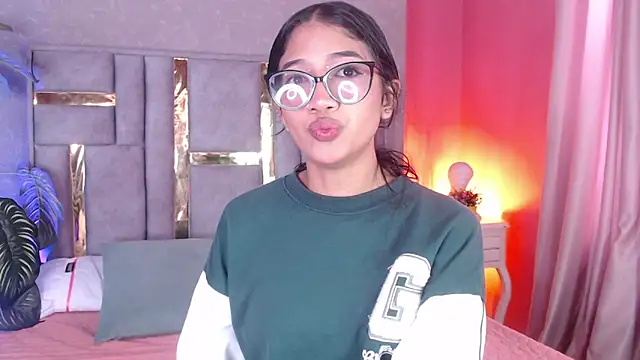 Snapshot of Tyla_Ks chatting on November 2025 07:35:02 PM Tyla Ks online show from November 2025 07:35:02 PM