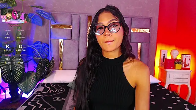 Snapshot of Tyla_Ks chatting on December 2025 07:45:02 PM Tyla Ks online show from December 2025 07:45:02 PM