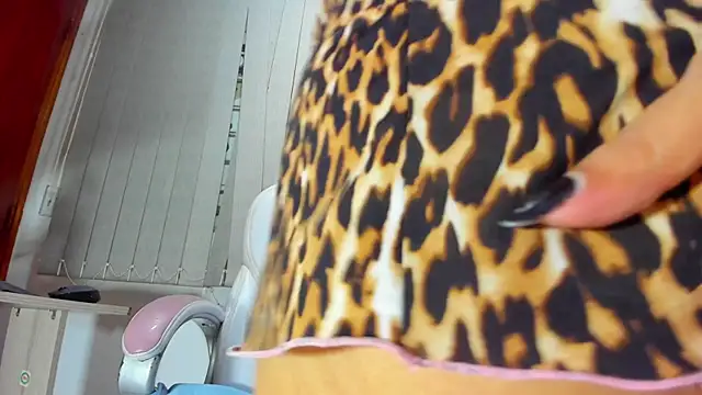 Snapshot of abigail_fx chatting on March 2025 03:11:01 AM abigail fx online show from March 2025 03:11:01 AM