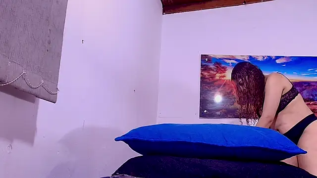 Snapshot of abigail_fx chatting on September 2025 03:08:01 AM abigail fx online show from September 2025 03:08:01 AM