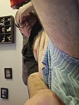 Snapshot of Smallone327 chatting on February 2026 07:04:02 AM Smallone327 online show from February 2026 07:04:02 AM