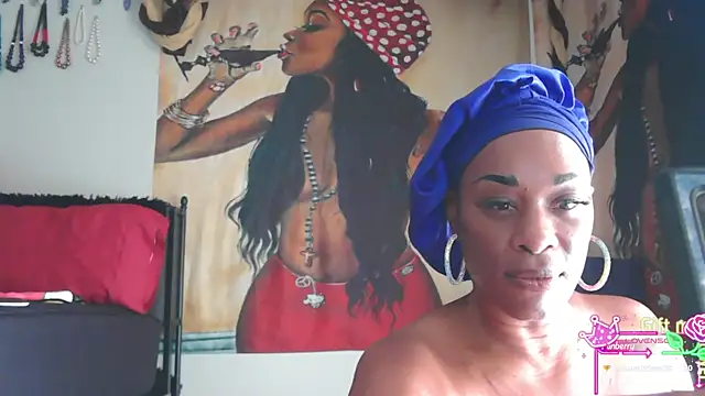 Snapshot of Queenanitadix chatting on April 2026 05:41:02 PM Queenanitadix online show from April 2026 05:41:02 PM