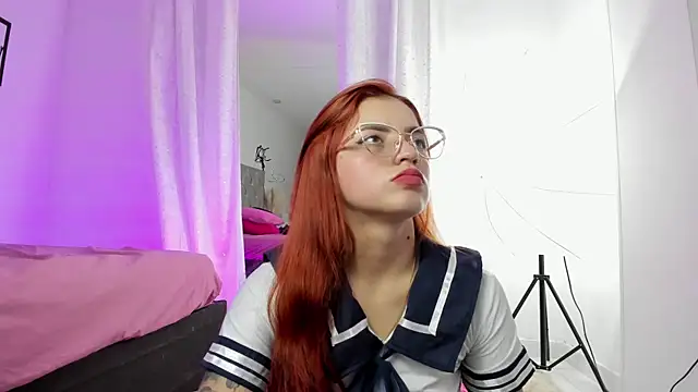 Snapshot of MelaniJhonson chatting on November 2025 07:06:02 AM MelaniJhonson online show from November 2025 07:06:02 AM