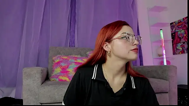 Snapshot of MelaniJhonson chatting on December 2025 07:48:01 AM MelaniJhonson online show from December 2025 07:48:01 AM