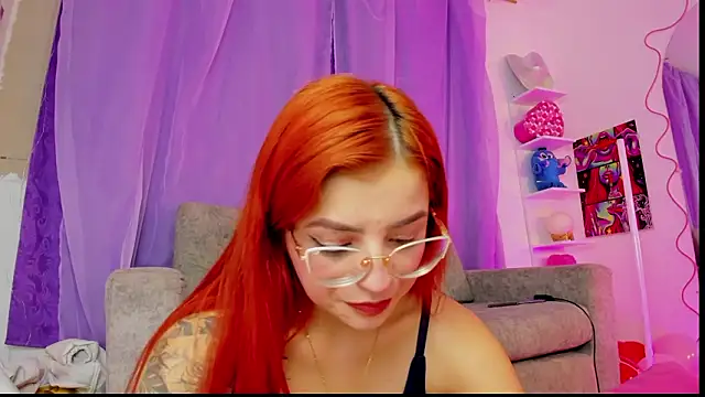 Snapshot of MelaniJhonson chatting on February 2026 05:12:01 AM MelaniJhonson online show from February 2026 05:12:01 AM