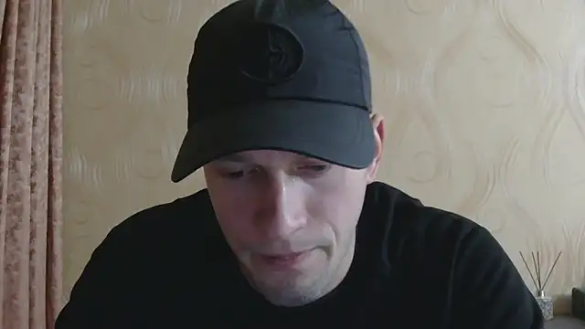 Snapshot of frama666 chatting on April 2026 08:42:02 PM frama666 online show from April 2026 08:42:02 PM