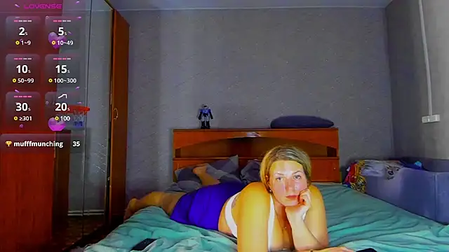 LadyLucky  online show from March 2025 06:53:01 AM