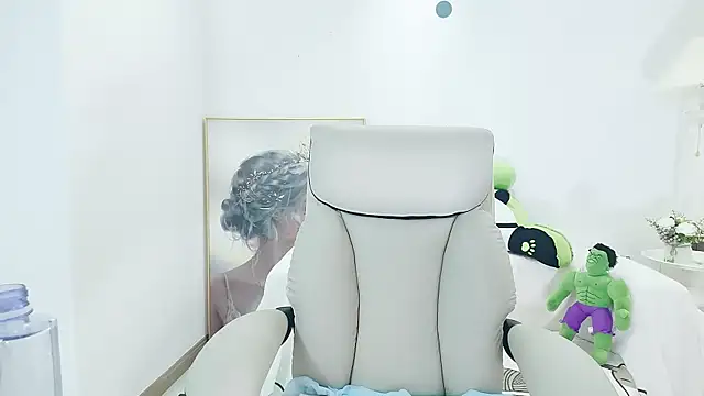 Dazzlebean online show from April 2026 03:13:01 PM