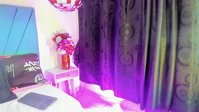 Mariana star1 online show from April 2026 04:16:01 AM