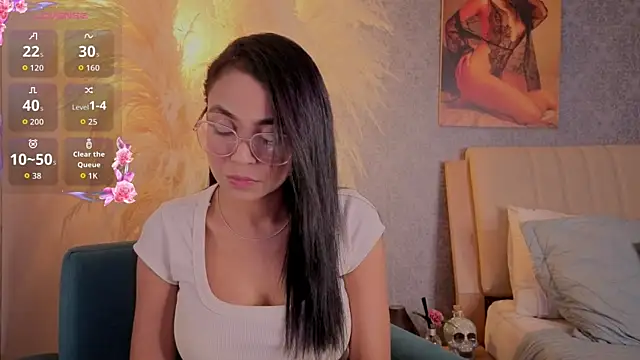 Lucia Brown  online show from May 2026 01:56:01 AM