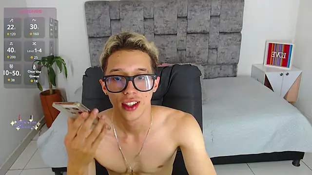 Snapshot of skinny_bigcock02 chatting on December 2025 08:48:01 PM skinny bigcock02 online show from December 2025 08:48:01 PM