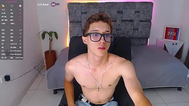 Snapshot of skinny_bigcock02 chatting on January 2026 08:32:02 PM skinny bigcock02 online show from January 2026 08:32:02 PM