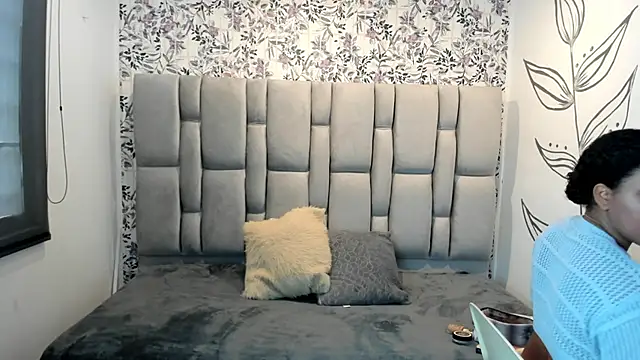 Natasha rose   online show from October 2025 07:25:02 PM