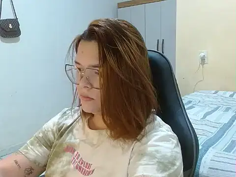 Snapshot of GoddessChaar chatting on March 2025 11:00:02 AM GoddessChaar online show from March 2025 11:00:02 AM