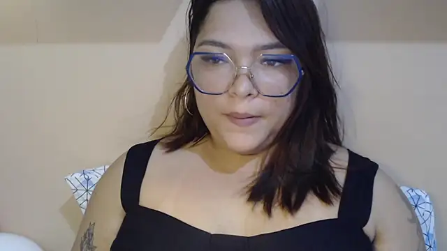 Snapshot of GoddessChaar chatting on December 2025 10:14:01 PM GoddessChaar online show from December 2025 10:14:01 PM